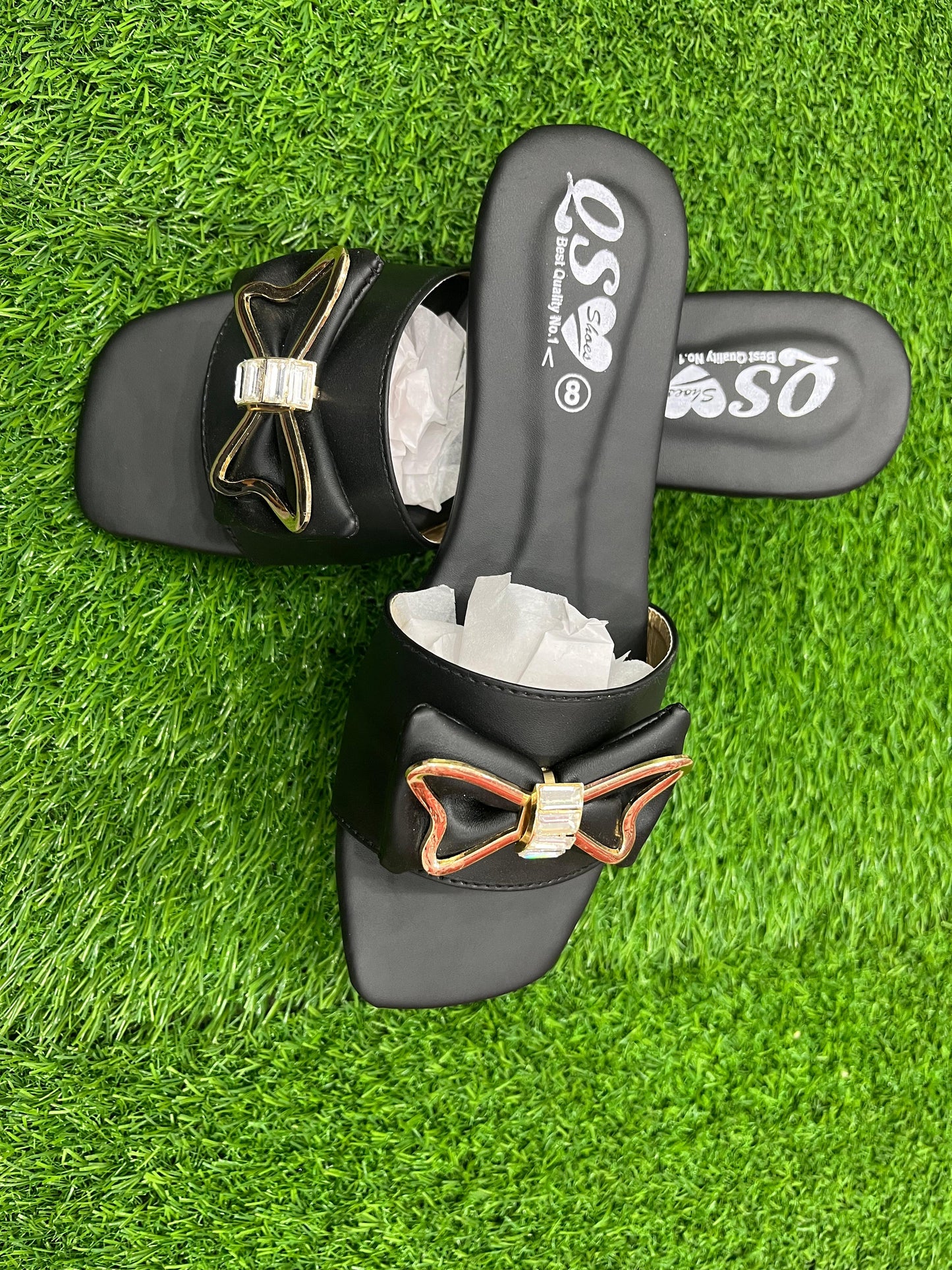 Trendy Black flats with bow ornament and gold-tone butterfly buckle